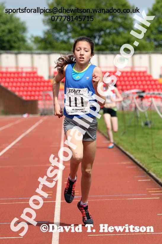 Girls under-13s, North East Track and Field Champs., Gateshead. Photo: David T. Hewitson/Sports for All Pics
